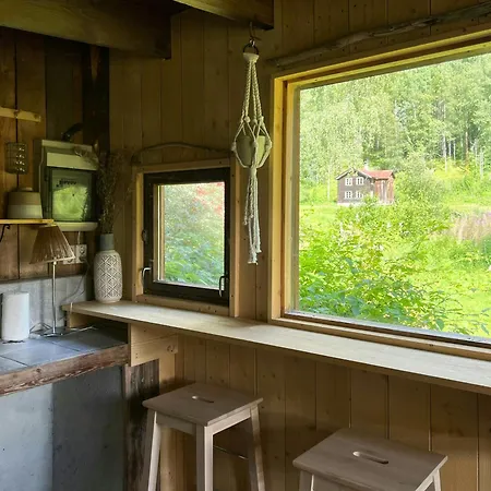 Log With Sauna On Historic Family Farm *
