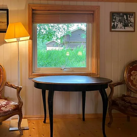 Log With Sauna On Historic Family Farm *